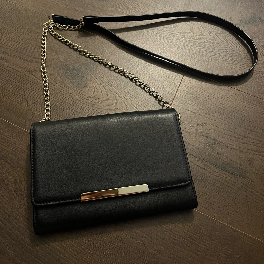 Black crossbody bag